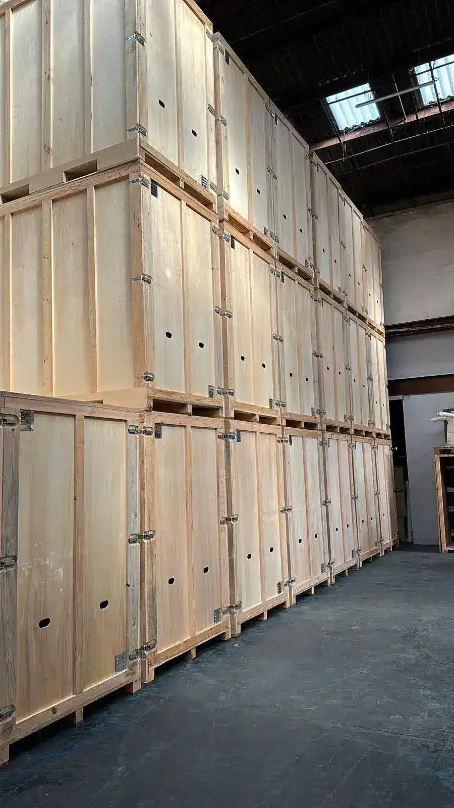 Garde-meubles sécurisé pour stockage temporaire - DSM France